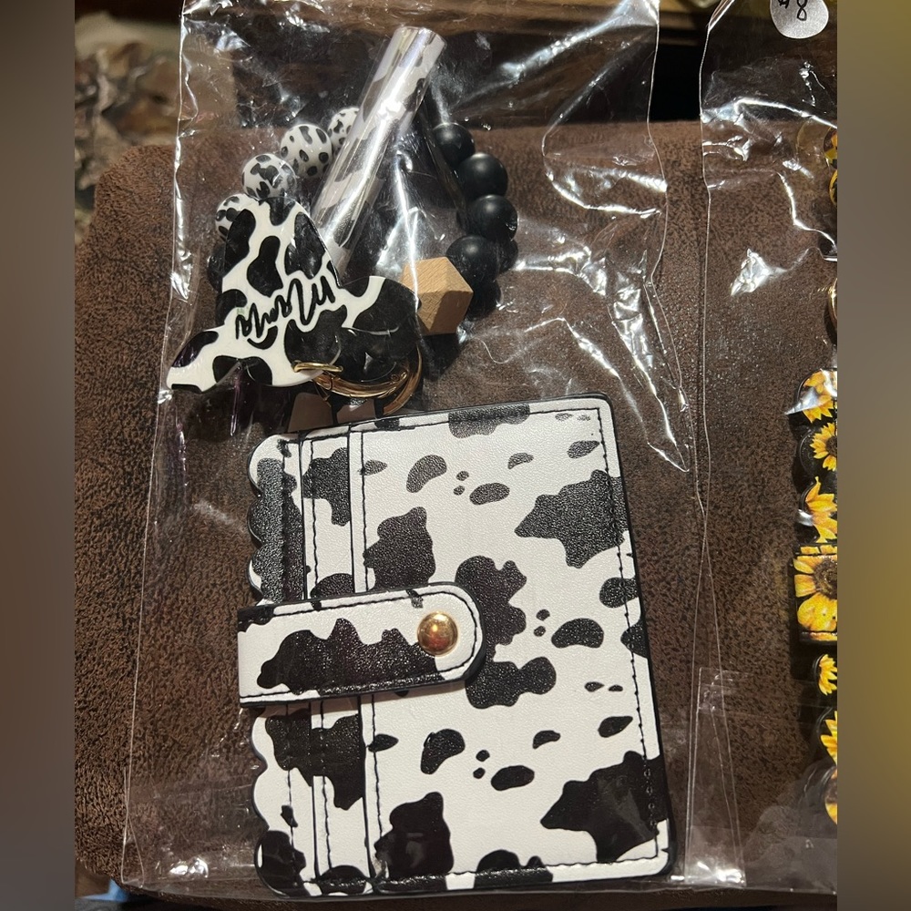 Cow print card holder with keychain bracelet